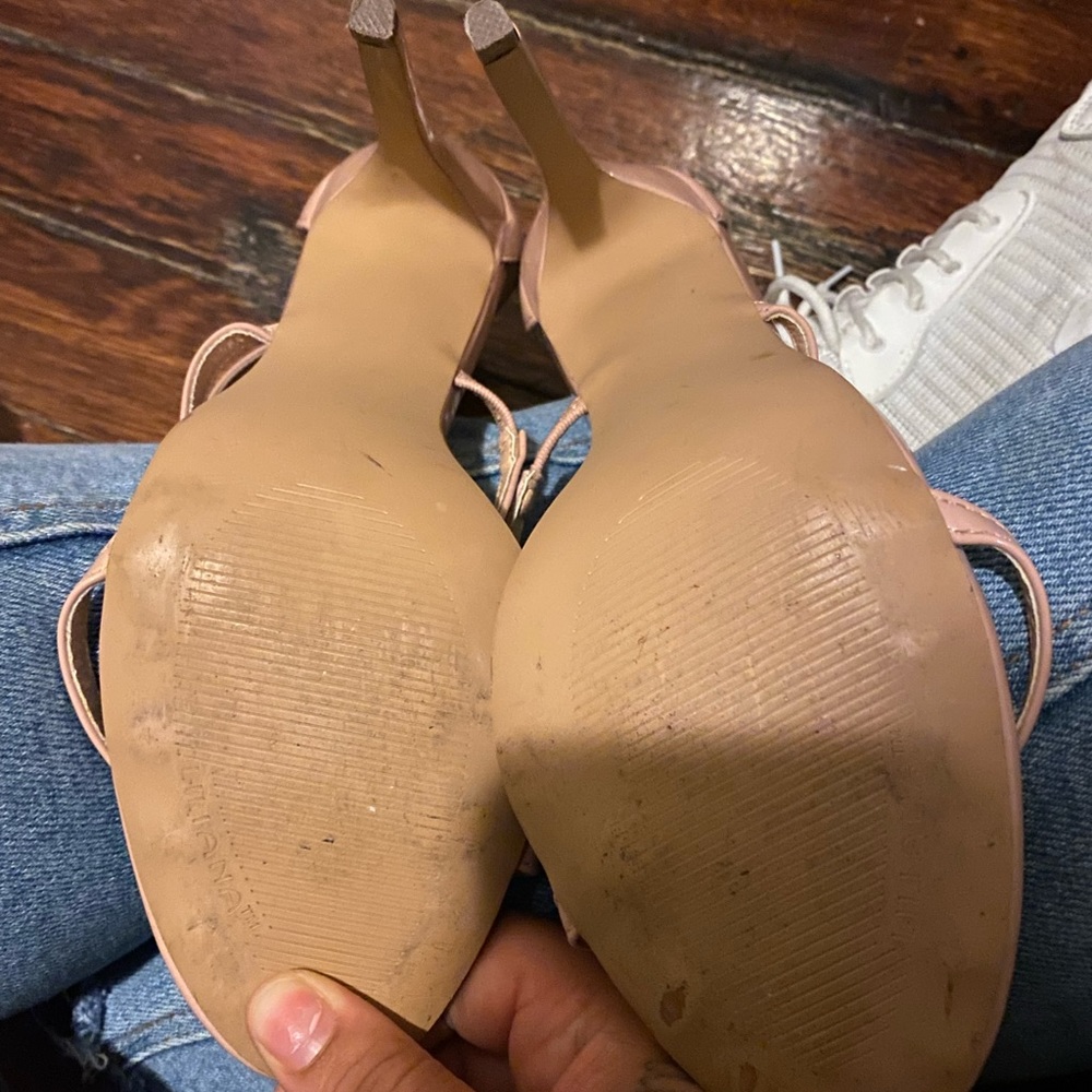 Spring time fine heels 🎊 - Picture 2 of 6